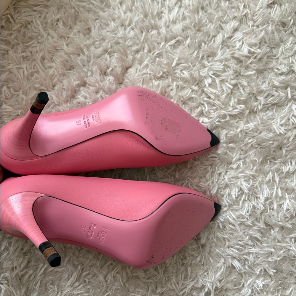 Authentic Fendi Pink Heels with Box - Picture 8 of 10
